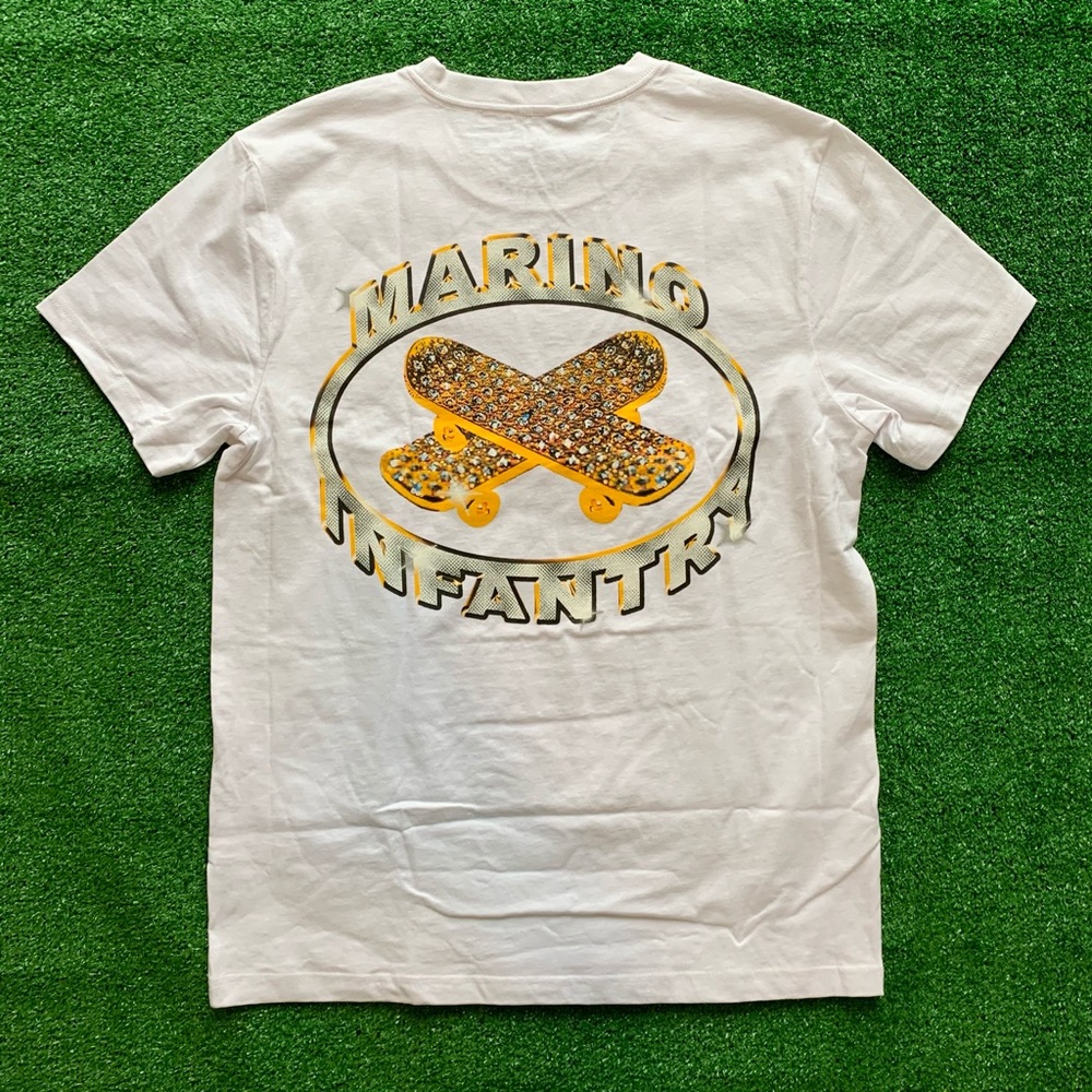 BRAND NEW SZ MED TEE